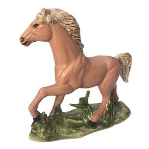 Porcelain Palomino Horse Brazilian ManGo Figurine 1950  5” VTG